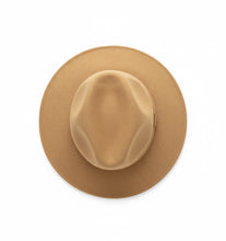 Load image into Gallery viewer, The Corner - Classic fedora camel