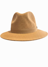Load image into Gallery viewer, The Corner - Classic fedora camel