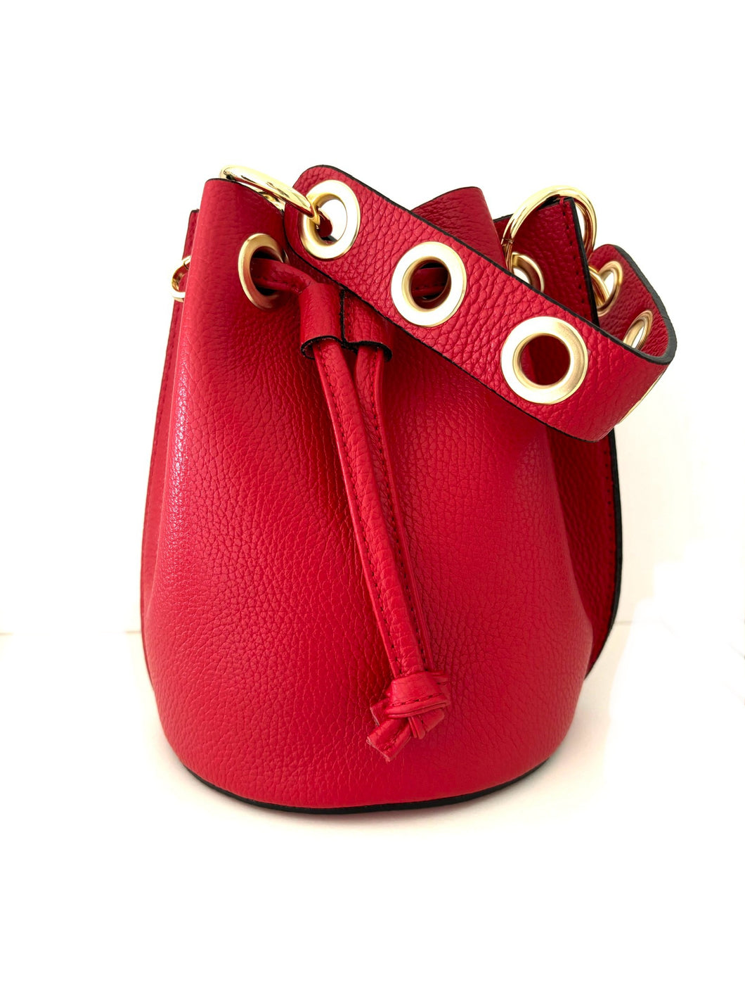 Bucket bag red