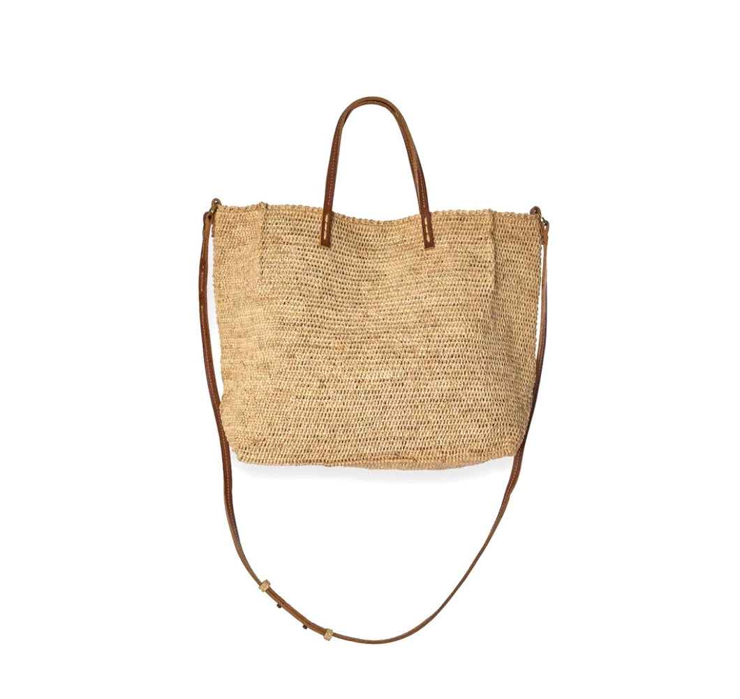 Medium raffia bag with strap