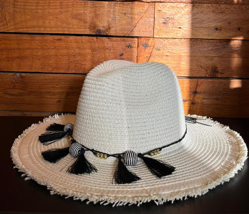 Beach hat - perfect beach hat with pompons