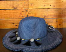 Load image into Gallery viewer, Beach hat - perfect beach hat with pompons