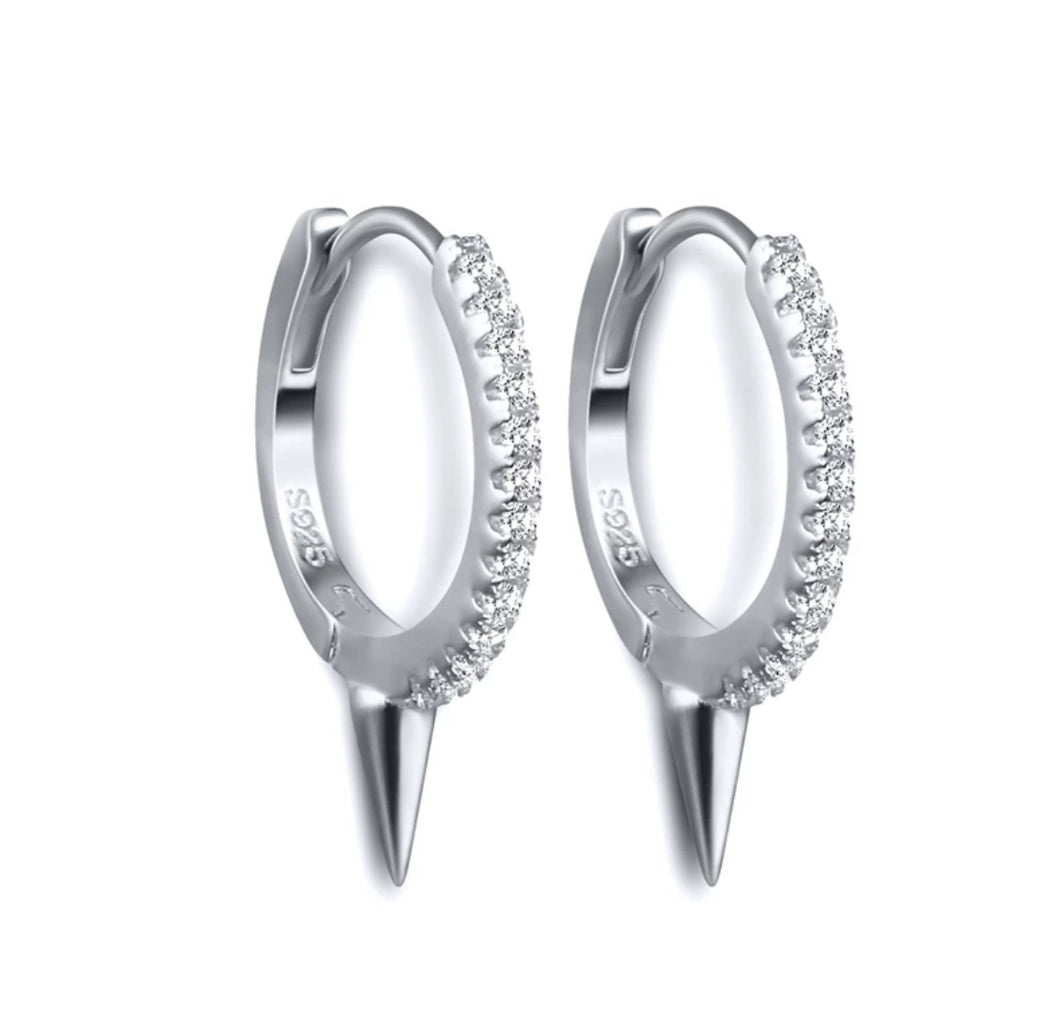 Short spike hoops