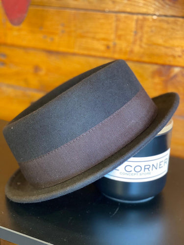 The Corner concept store Israel Raanana gift fashion accessories